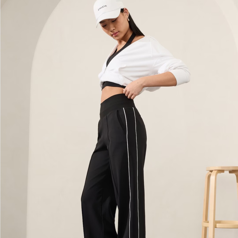 Athleta Venice High Rise Black Track Stripe Wide Leg XS Petite $60